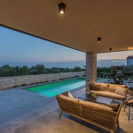 Superior Villa *